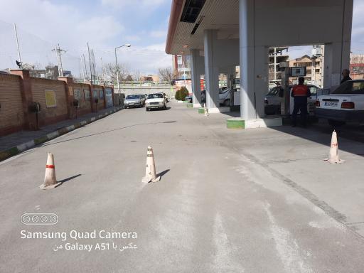 عکس پمپ بنزین