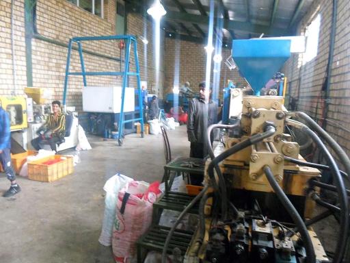 عکس کارخانه اسباب بازی ها