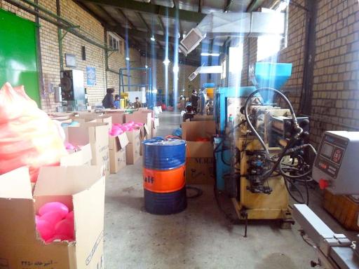 عکس کارخانه اسباب بازی ها