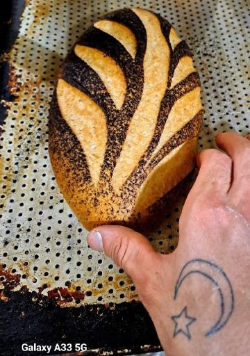 مجتمع نان بهشت ( جمال باغبانی غیرتمند)