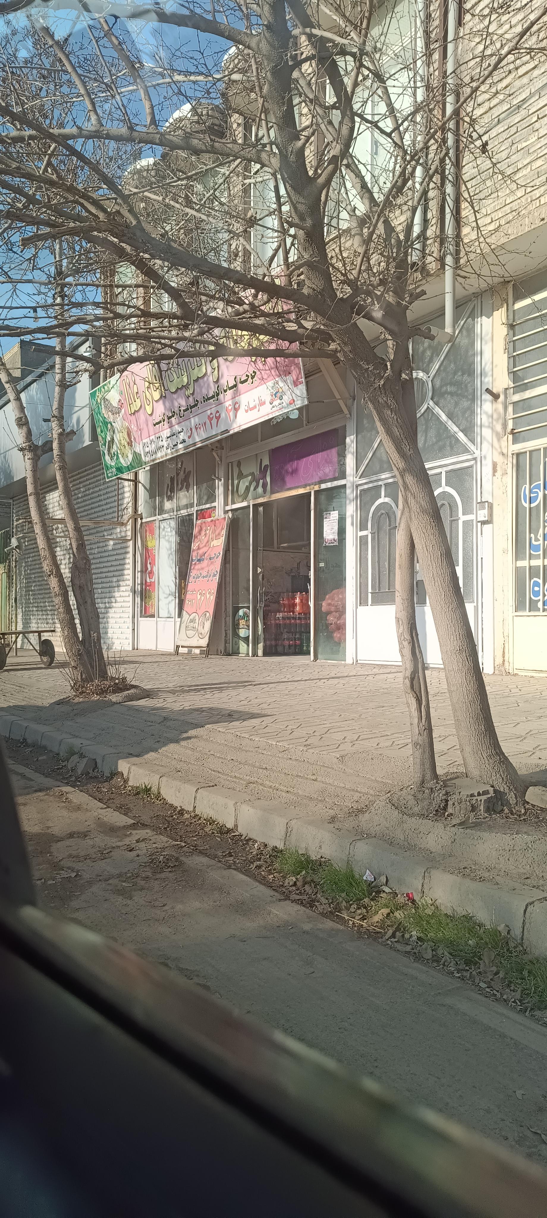 عکس آشپز خانه و کترینگ آقای غذا