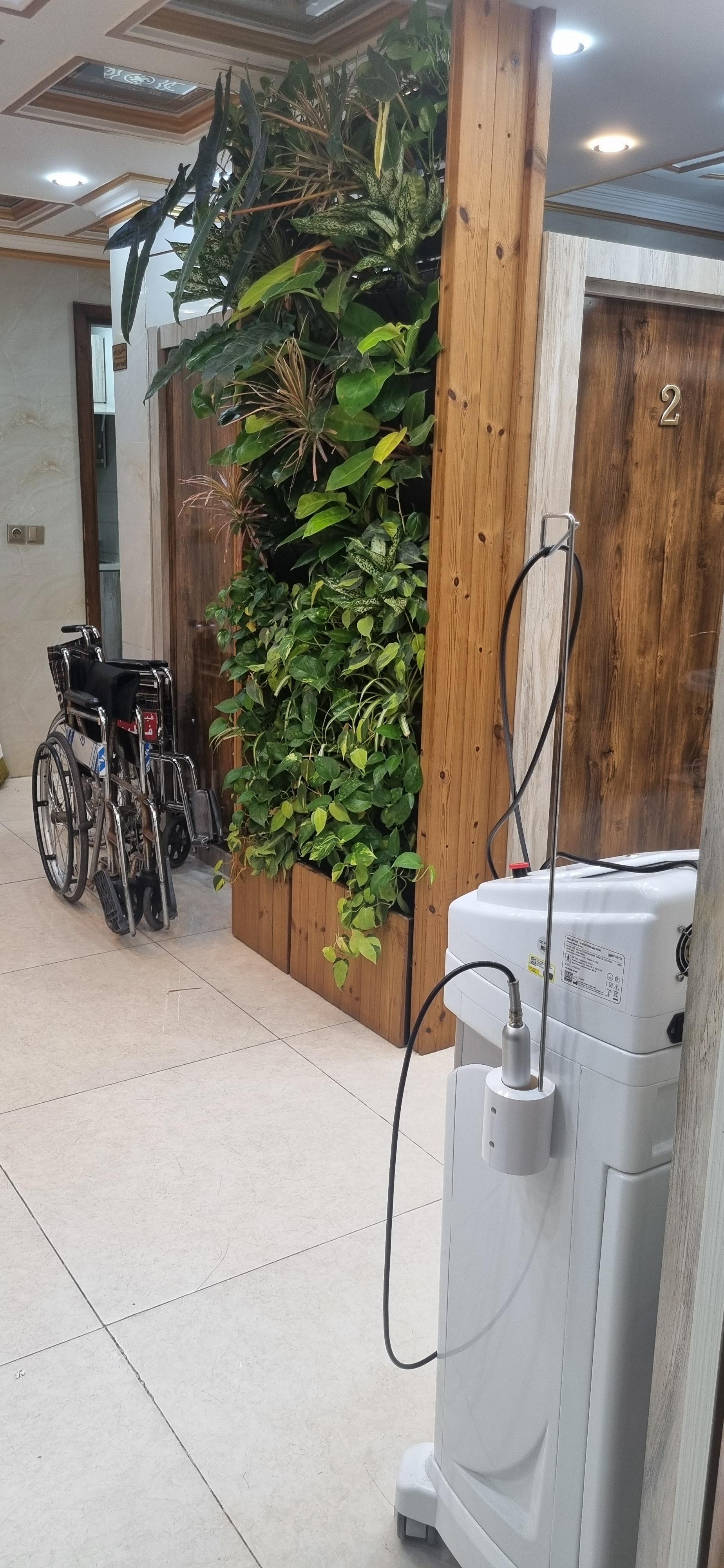 عکس فیزیوتراپی و آب درمانی فاطیما