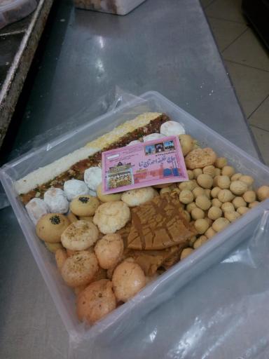 عکس شیرینی سرای سنتی حاج خلیفه احمد تاج نیا