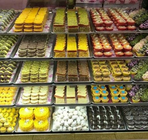 عکس شیرینی سرای سنتی حاج خلیفه احمد تاج نیا