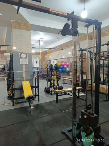 عکس باشگاه بانوان گیلانا