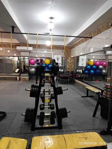 عکس باشگاه بانوان گیلانا