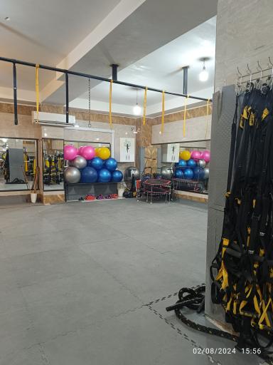 عکس باشگاه بانوان گیلانا