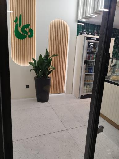 عکس کافه دی ار