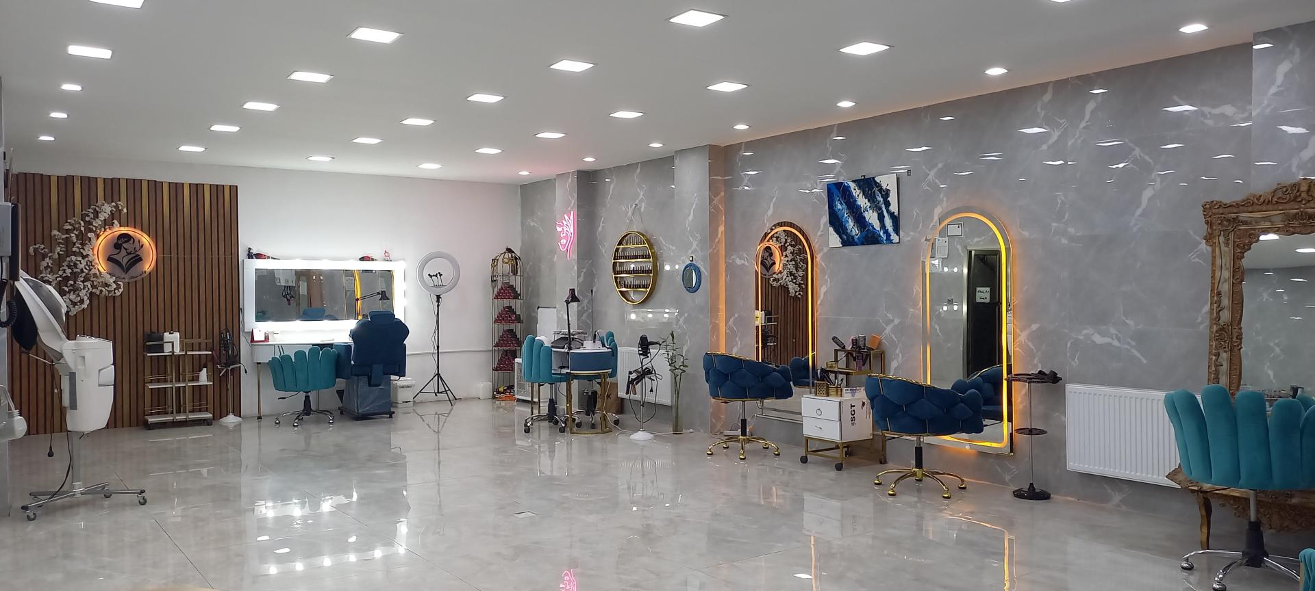 عکس آموزشگاه وسالن زیبایی بانومکی آبادی