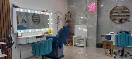 عکس آموزشگاه وسالن زیبایی بانومکی آبادی