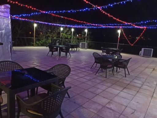 عکس رستوران آنا 