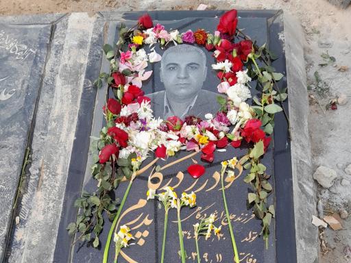 عکس مزار گودرز درگاهی