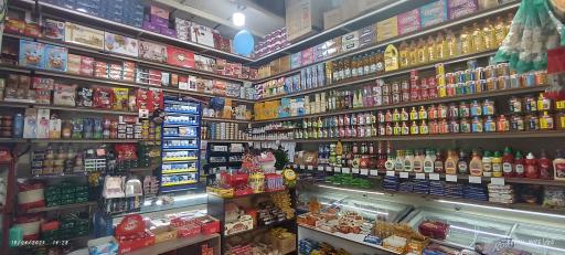 عکس سوپرمارکت شقایق