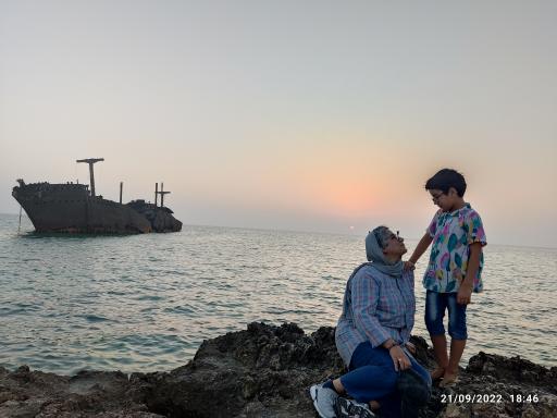 عکس پارک ساحلی کشتی یونانی