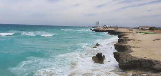 عکس پارک ساحلی کشتی یونانی