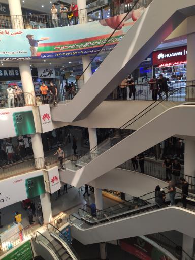 عکس جانبی موبایل امید