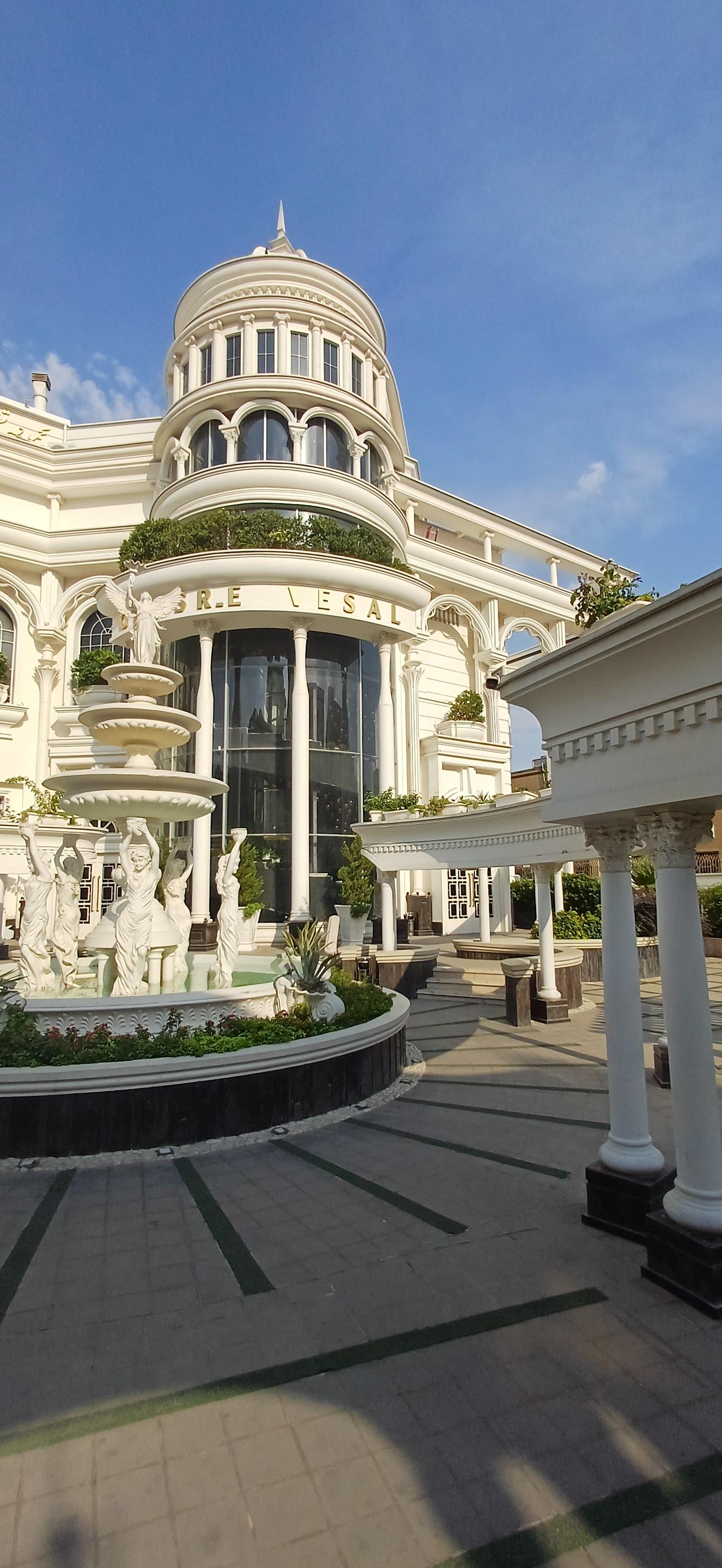 عکس تالار پذیرایی قصر وصال