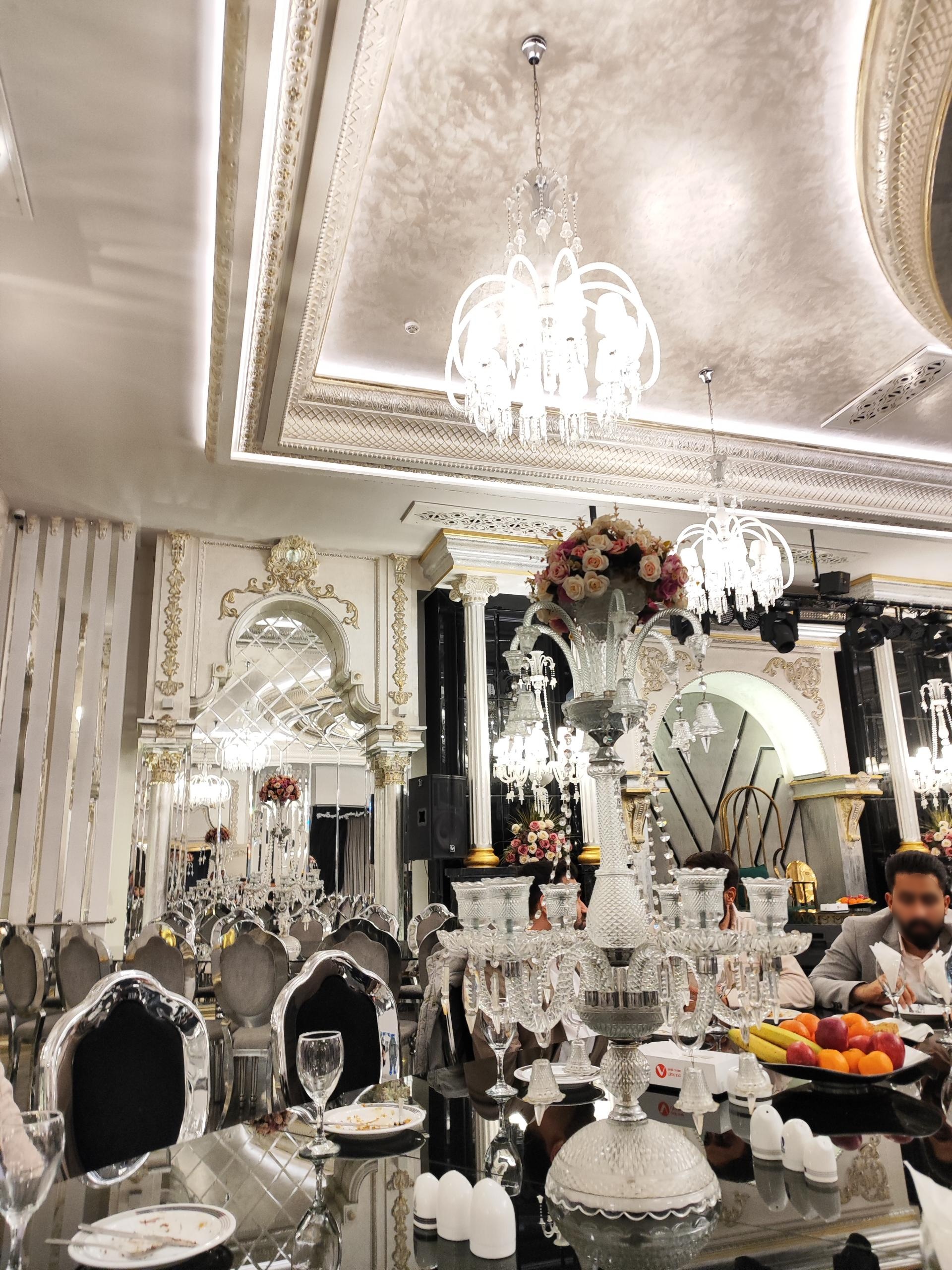 عکس تالار پذیرایی قصر وصال