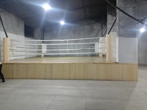عکس باشگاه بوکس ایران کوچکی