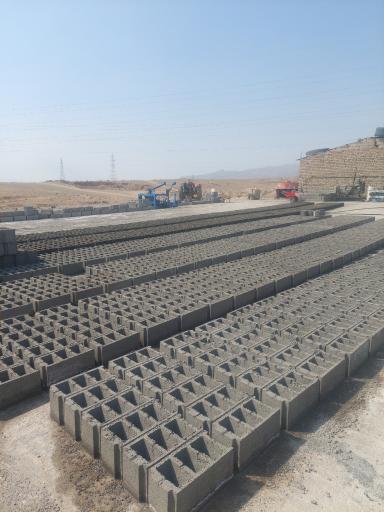 عکس کارگاه بلوک زنی رابط