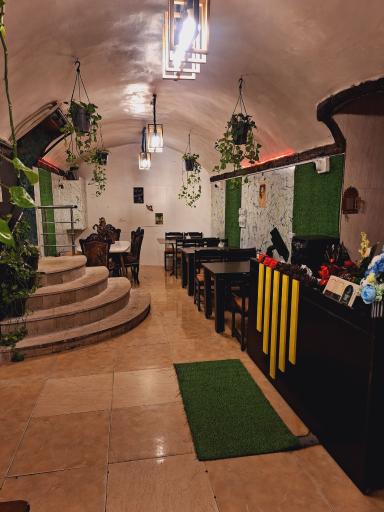 عکس کافه یشیل