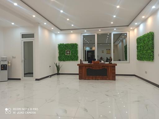 عکس دکتر نرگس خوش طینت - چشم پزشک