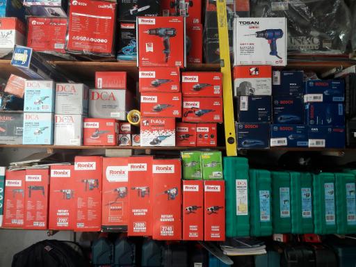 عکس فروشگاه ابزار و یراق رضایی