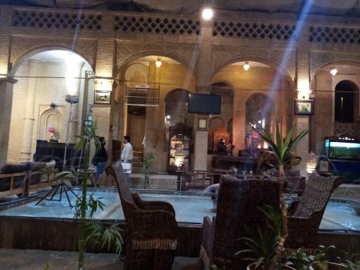 عکس هتل و رستوران باغ مرشد