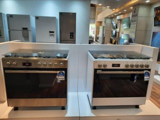 عکس نمایندگی اسنوا شعبه مطهری