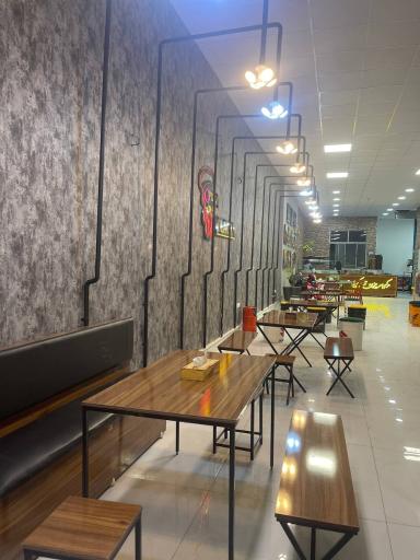 عکس پیتزا بلک (شعبه جدید)