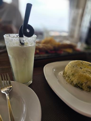 عکس اسکای لانژ ماهی خوب