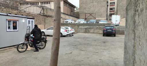 عکس پارکینگ آناهیتا