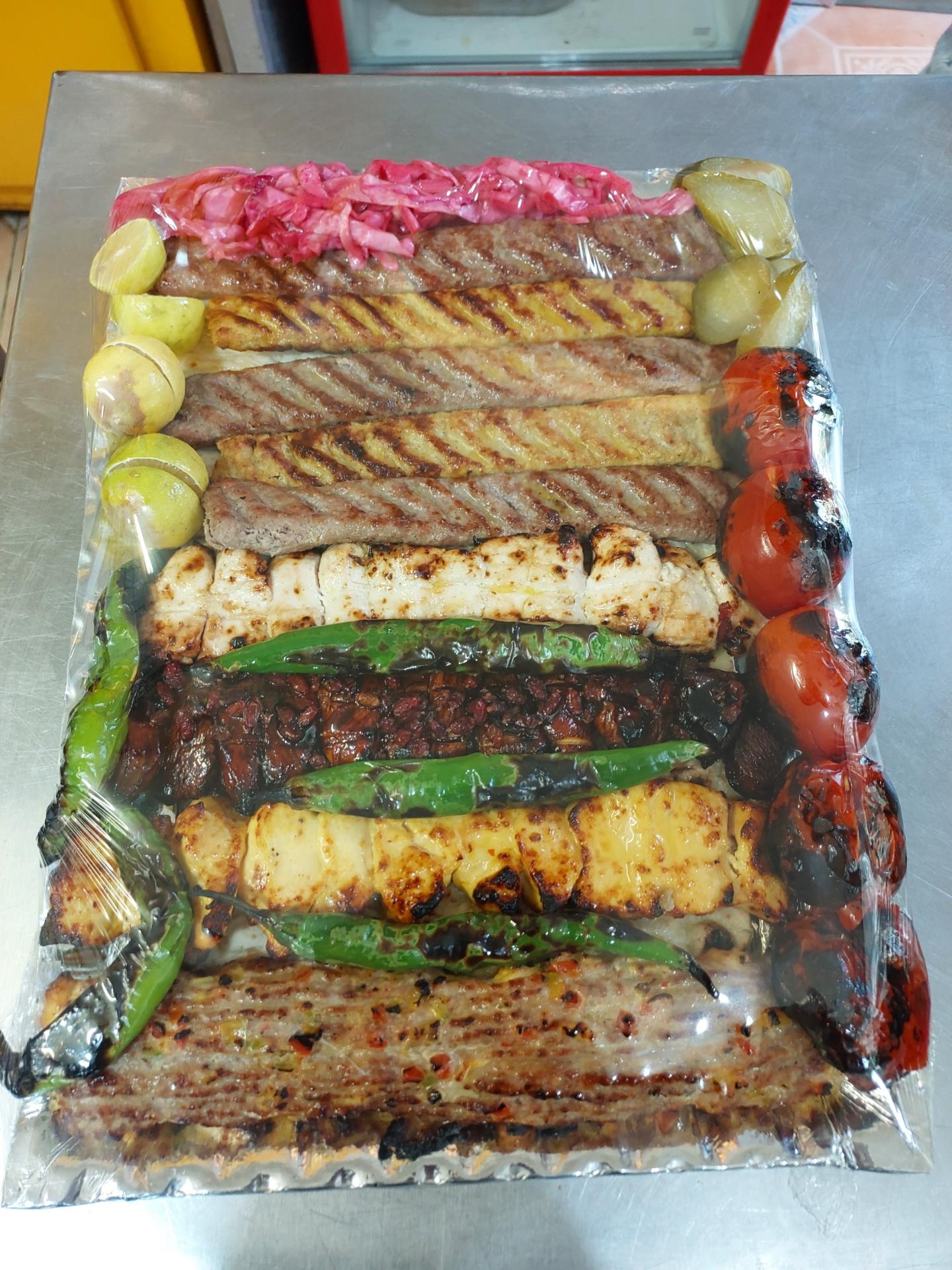 عکس کترینگ فرید