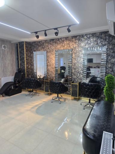 عکس سالن زیبایی زهرا طلایی