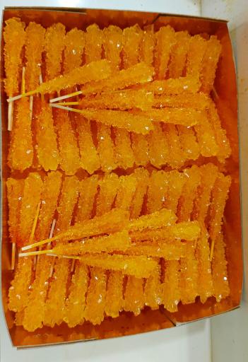 عکس نبات شاخه طلا