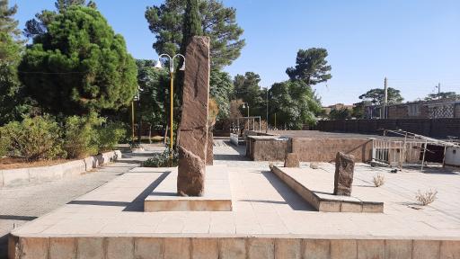 عکس آرامگاه حافظ ابرو