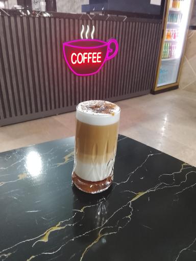 عکس کافی شاپ  پلاس