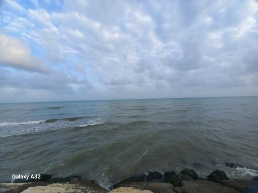 عکس ساحل ماسه ای شهرک مخابرات 