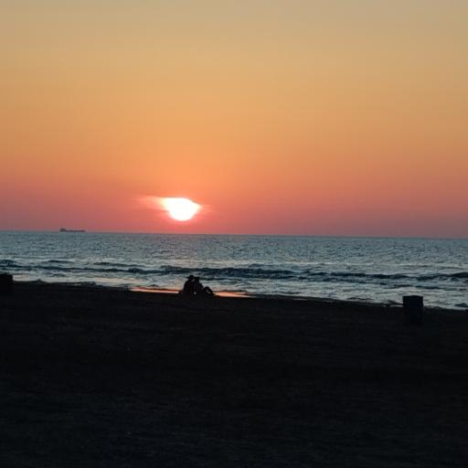 عکس ساحل ماسه ای شهرک مخابرات 