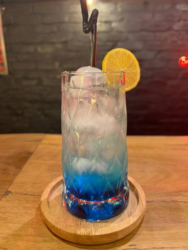 عکس کافه لنا