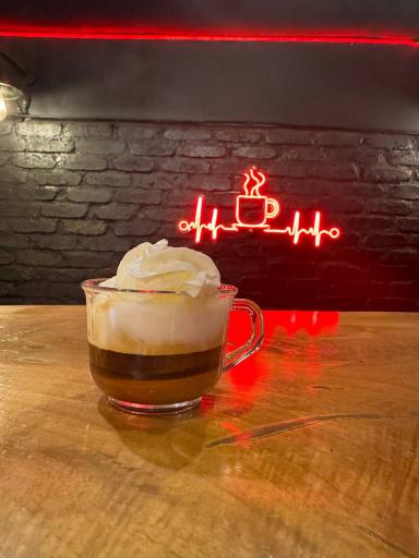 عکس کافه لنا