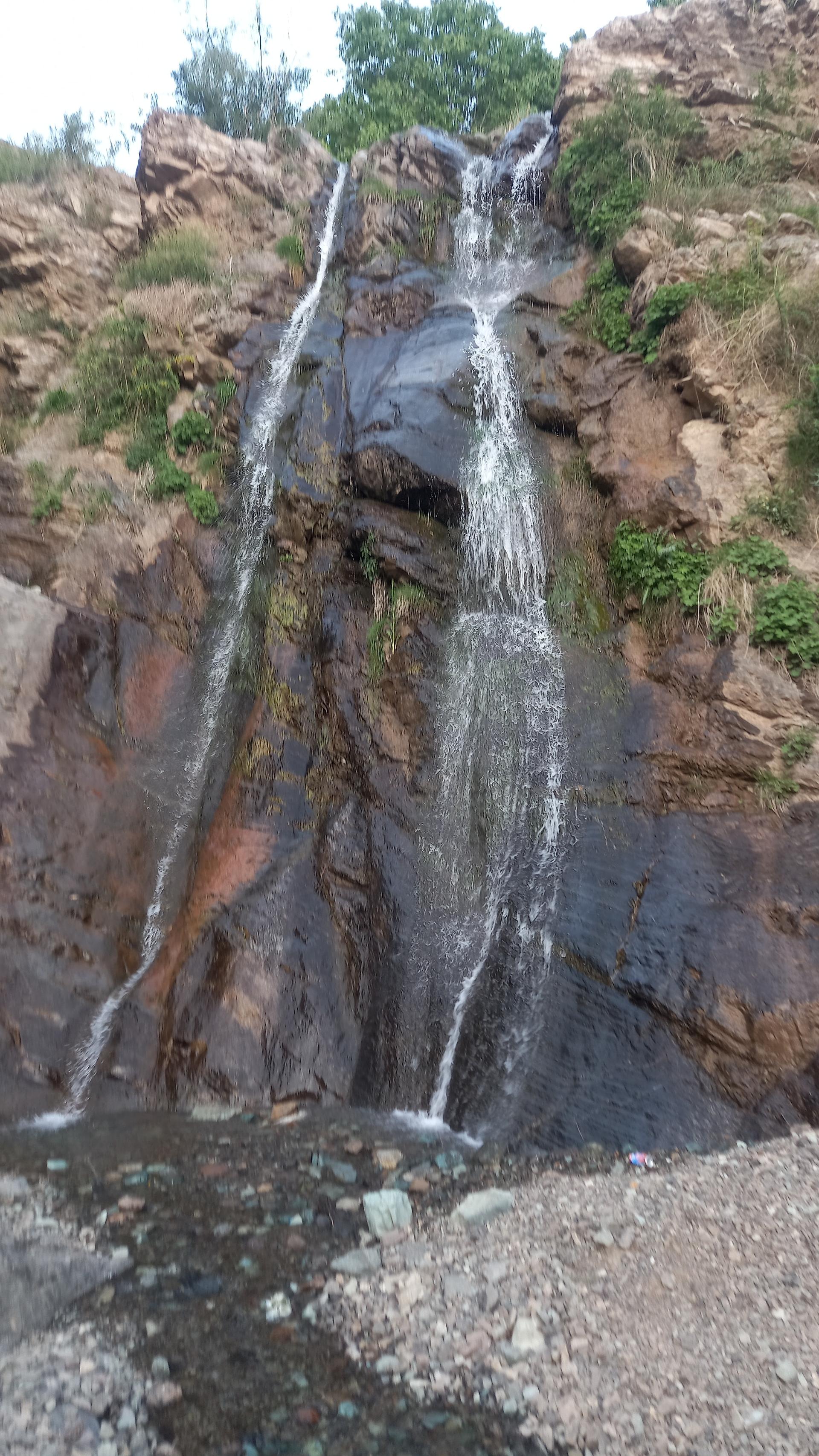 عکس آبشار موآب