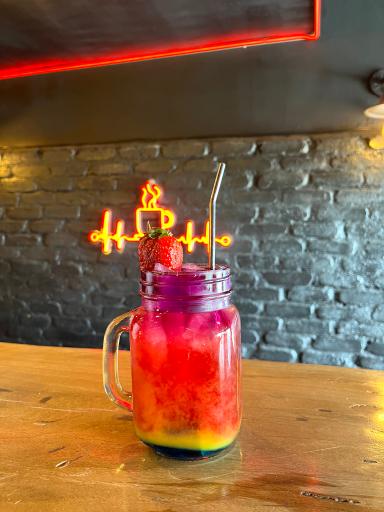 عکس کافه لنا