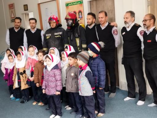 عکس مهد قرآن حضرت زینب (س)