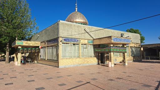 عکس آرامگاه سید حسین عرب باغی