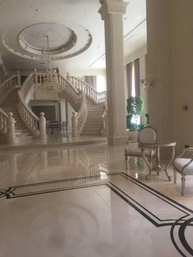 عکس برج لرد نیاوران 