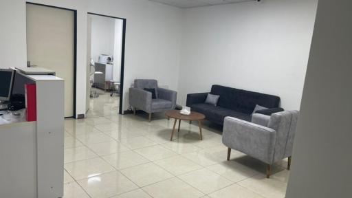 عکس دندانپزشکی دكتر آذین دريكوندی