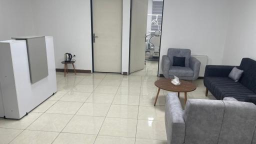 عکس دندانپزشکی دكتر آذین دريكوندی