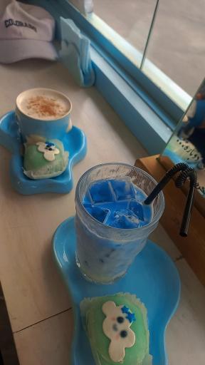 عکس کافه آسمان