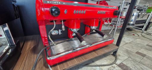 عکس تعمیرات دستگاه قهوه 2020